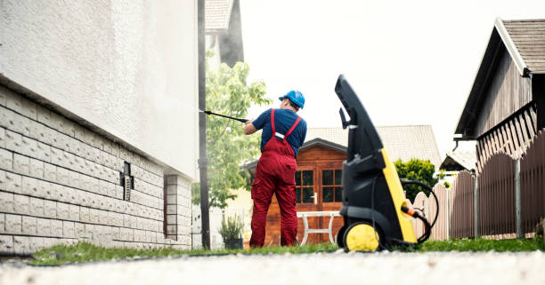 Best Residential Pressure Washing Services  in Danbury, CT